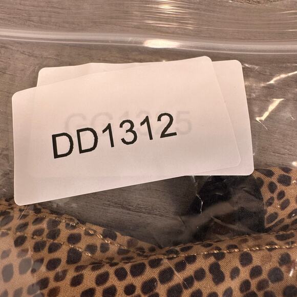 Vuori Banks Short Brown Black Med Men's - Picture 8 of 8